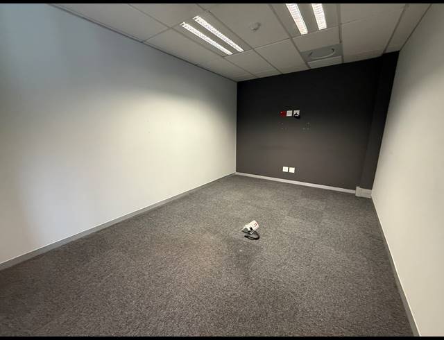 476M² OFFICE TO LET IN ROSEBANK